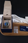 Carica l'immagine nel visualizzatore della galleria, Breitling Chronomat GMT 40 A32398101M1A1 - Papers and documentation
