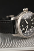 Cargar la imagen en la vista de la galería, Stowa Verus 40 no Date Automatic Stowa Versus No Date Box + og. Papiere
