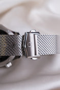 Carica l'immagine nel visualizzatore della galleria, Omega Seamaster Diver 60th Anniversary 21030422003002 - Detail view 7
