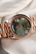 Carica l'immagine nel visualizzatore della galleria, Rolex Day-Date 40 228235 Box + og. Papiere Olive Dial, SERVICED, First Buyer's Invoice, LC EU
