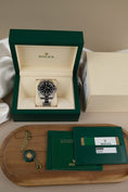 Cargar la imagen en la vista de la galería, Rolex GMT-Master II 116710LN Box + og. Papiere NOS Unworn, Partly Stickered
