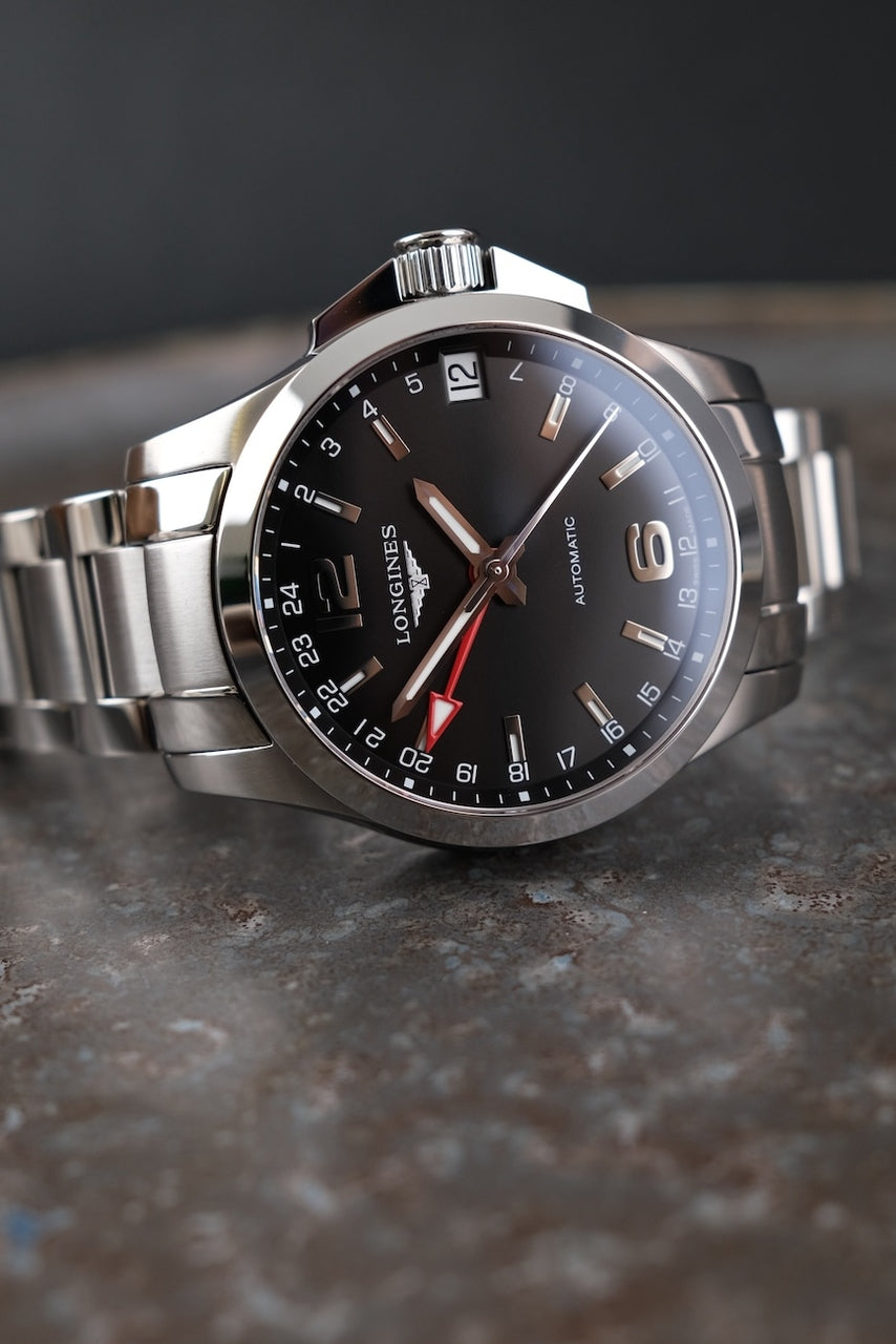 Longines Conquest GMT 41 L36874566 Box + og. Papiere 2025, German Delivered, Black Dial
