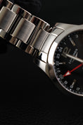 Cargar la imagen en la vista de la galería, Longines Conquest GMT 41 L36874566 Box + og. Papiere 2025, German Delivered, Black Dial
