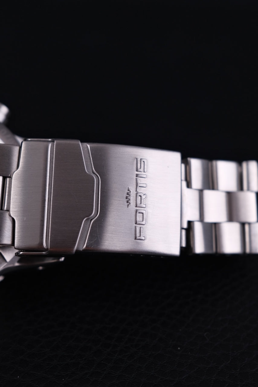 Fortis B-42 Official Cosmonauts Chronograph 638.10.141.3 - Detailansicht 10