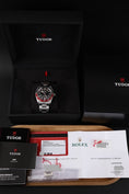 Bild in Galerie-Betrachter laden, Tudor Black Bay GMT 79830RB Box + og. Papiere Pepsi
