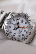Carica l'immagine nel visualizzatore della galleria, Rolex Explorer II 216570 - Detail view 4
