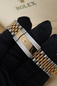 Bild in Galerie-Betrachter laden, Rolex Datejust 41 126333 Box + og. Papiere S/G, Silver Dial, First Buyer's Invoice, SERVICED

