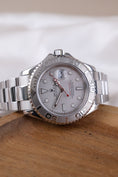Carica l'immagine nel visualizzatore della galleria, Rolex Yachtmaster 40 16622 - Detail view 3
