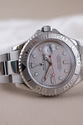 Carica l'immagine nel visualizzatore della galleria, Rolex Yachtmaster 40 16622 - Detail view 2
