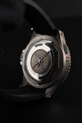 Cargar la imagen en la vista de la galería, Chopard L.U.C Pro One  8912 Box + og. Papiere Chopard Service 2025
