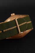 Load image into Gallery viewer, Tudor Black Bay Fifty-Eight 79018V Box + og. Papiere 18K Gold, 99% New, German First Buyer's Invoice, incl. Tudor Leather Strap
