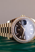 Carica l'immagine nel visualizzatore della galleria, Rolex Day-Date 40 228348RBR - Detailansicht 1
