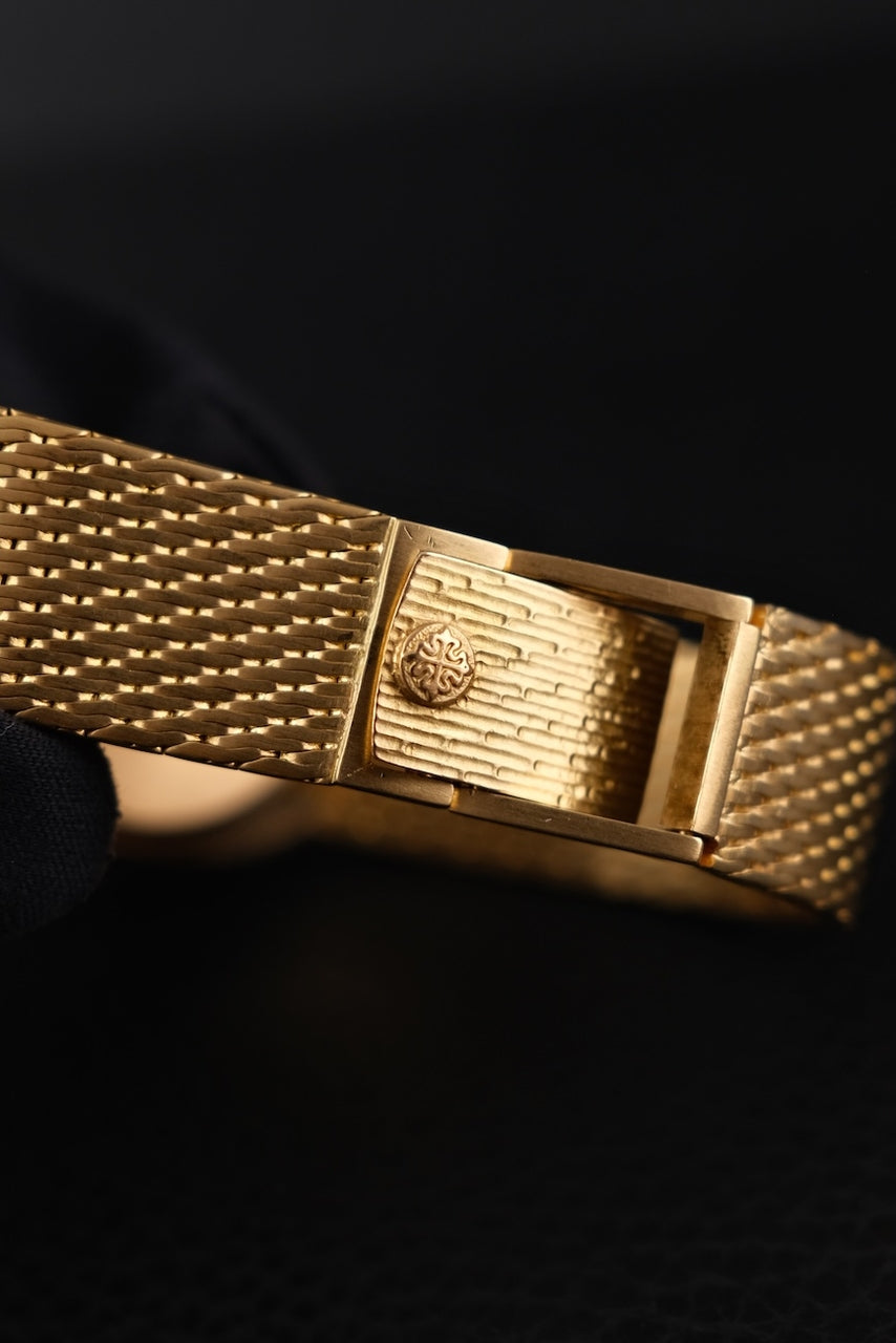 Patek Philippe Ellipse d'Or 3748/1 18k Gold, Uncut Gold Bracelet, Rare, 27 x 32mm