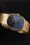 Bild in Galerie-Betrachter laden, Patek Philippe Ellipse d'Or 3748/1 18k Gold, Uncut Gold Bracelet, Rare, 27 x 32mm

