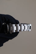 Carica l'immagine nel visualizzatore della galleria, Rolex Submariner Date 16610 - Detail view 8
