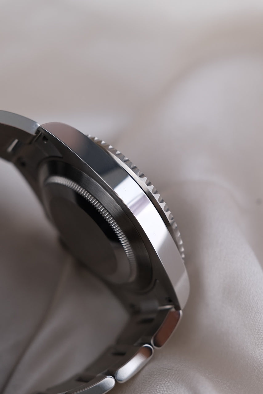 Rolex Submariner 124060 - Detailansicht 8