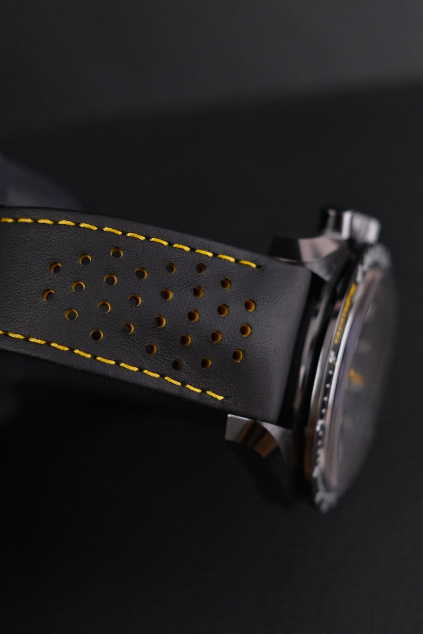 Omega Speedmaster Dark Side Of The Moon 31192443001001 - Detailansicht 11