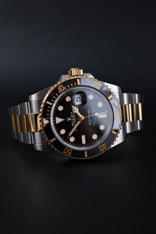 Rolex Submariner Date 126613LN - Detail view 1