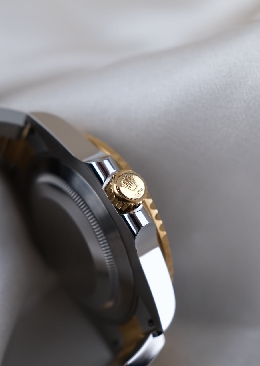 Rolex Submariner Date 126613LN - Detail view 5