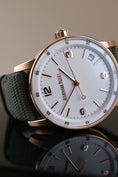 Bild in Galerie-Betrachter laden, Audemars Piguet Code 11.59 15210OR Box + og. Papiere 18k Pink Gold, AP Warranty 10/2026, incl. AP Leather Strap
