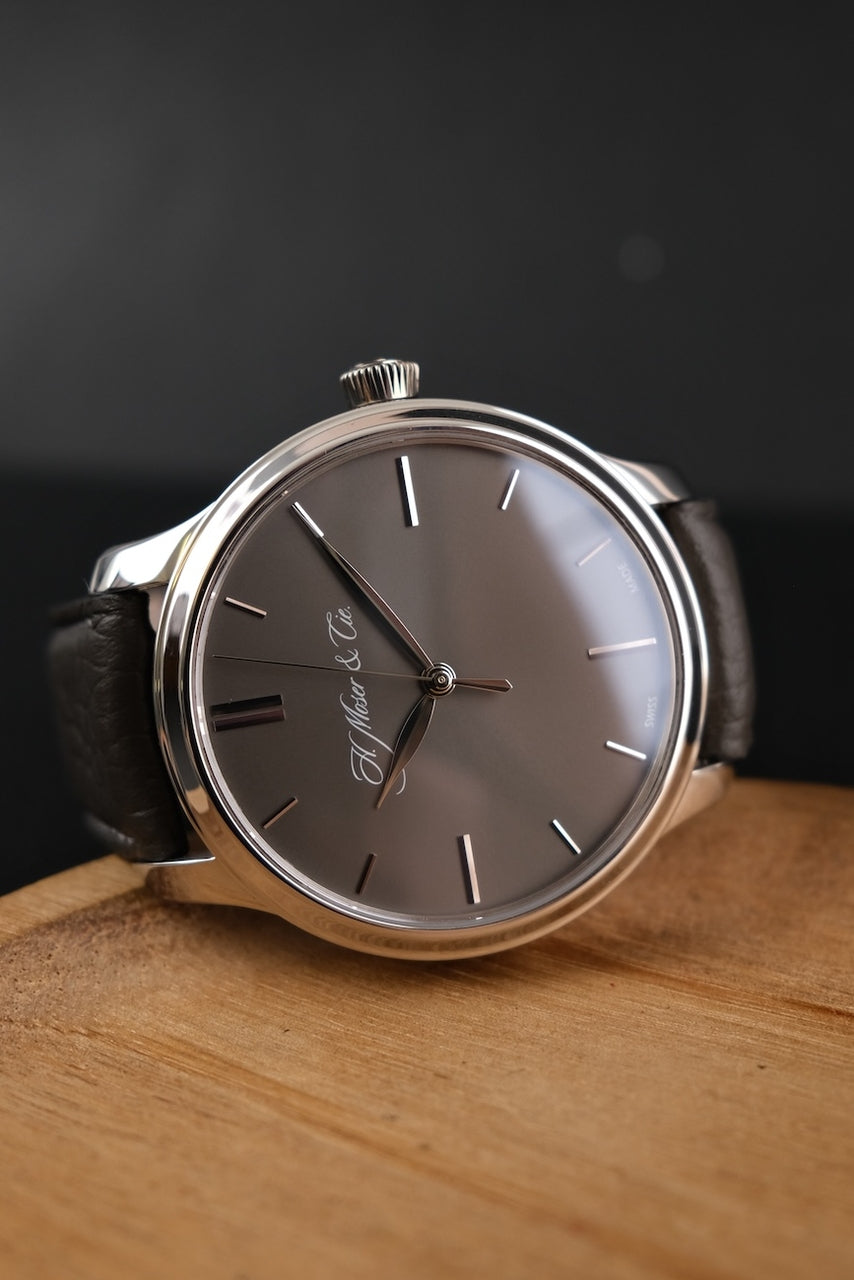 H.Moser & Cie Endeavour Monard Centre Seconds 343505015 Box + og. Papiere Platinum, 40mm, Grey Dial
