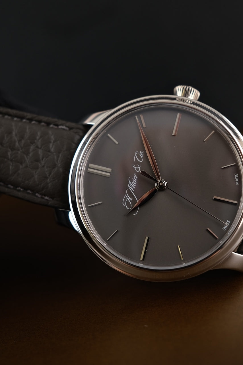 H.Moser & Cie Endeavour Monard Centre Seconds 343505015 Box + og. Papiere Platinum, 40mm, Grey Dial
