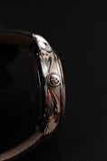 Cargar la imagen en la vista de la galería, H.Moser & Cie Endeavour Monard Centre Seconds 343505015 Box + og. Papiere Platinum, 40mm, Grey Dial
