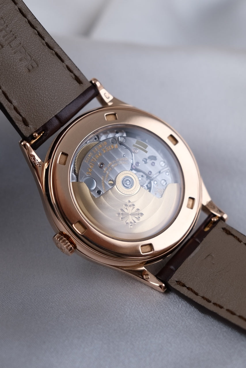 Patek Philippe Calatrava 5296R-010 - Detailansicht 3