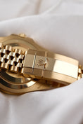 Bild in Galerie-Betrachter laden, Rolex GMT Master II 126718GRNR - Detailansicht 10
