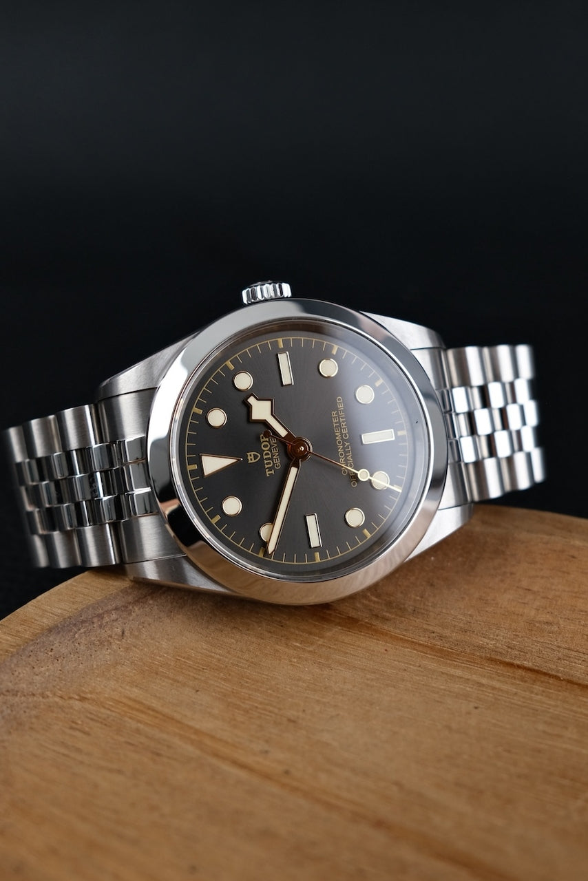 Tudor Black Bay 39  79660 - Detail view 5