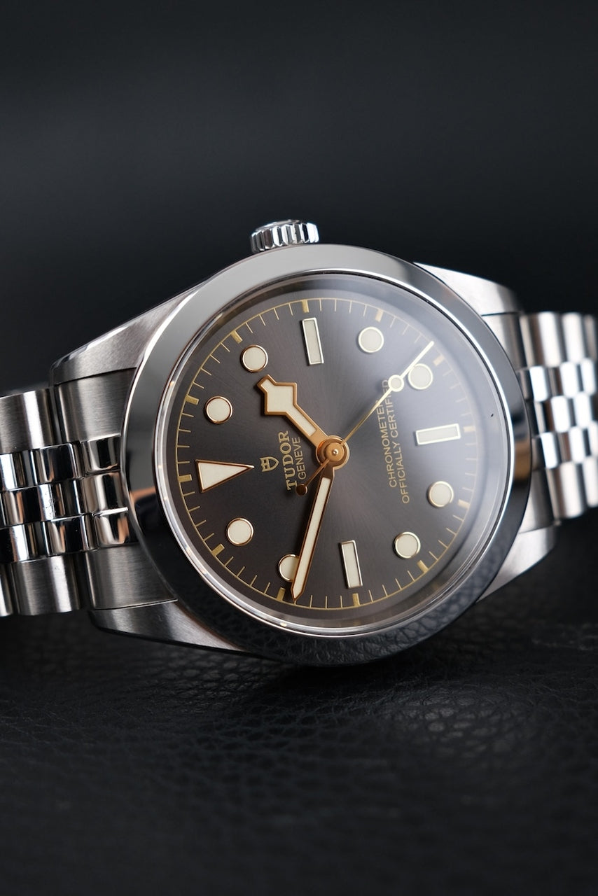 Tudor Black Bay 39  79660 - Detail view 3