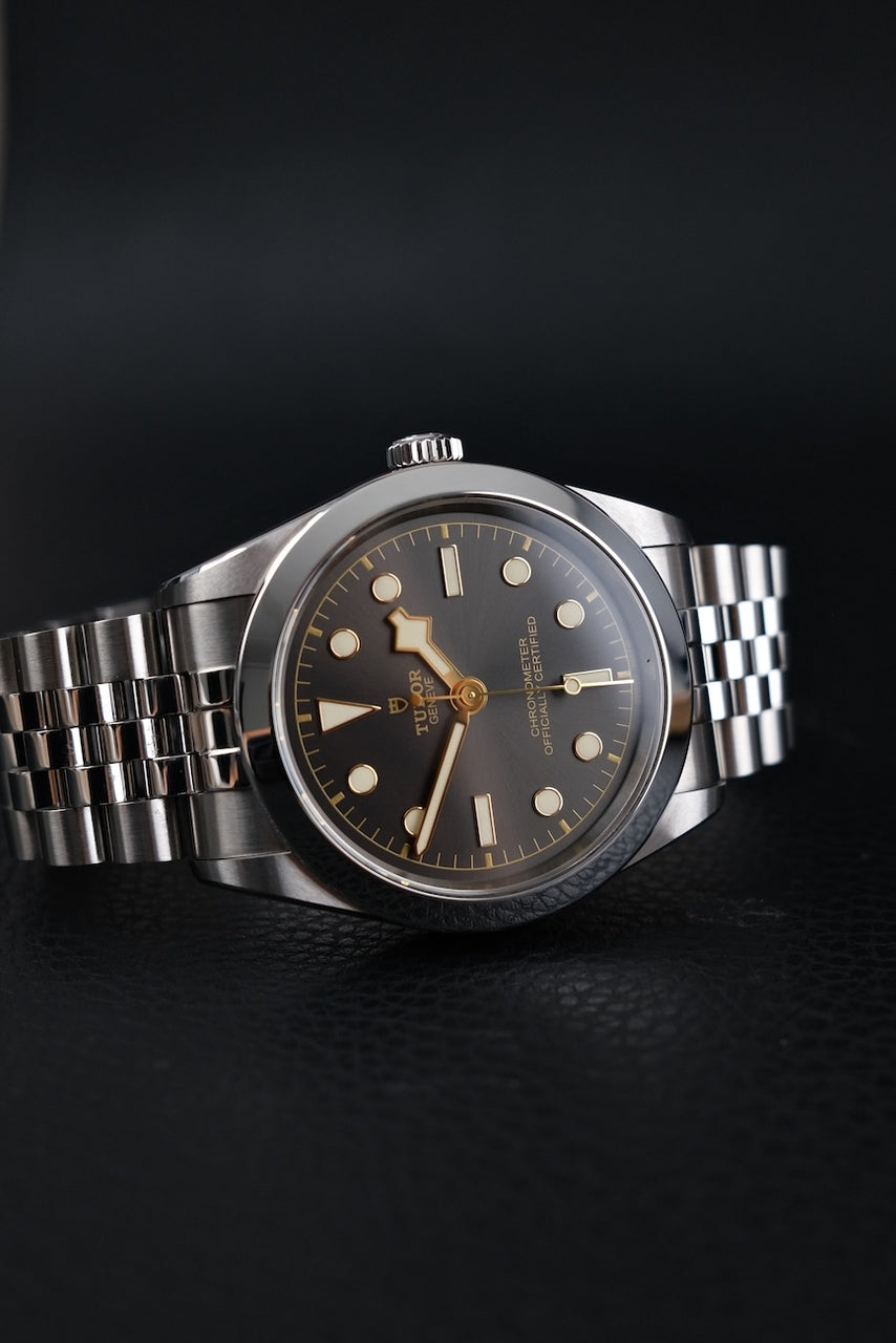 Tudor Black Bay 39  79660 - Detail view 4