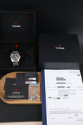 Charger l'image dans la visionneuse de la galerie, Tudor Black Bay 39  79660 - Papers and documentation
