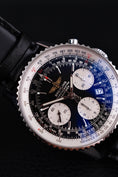 Cargar la imagen en la vista de la galería, Breitling Navitimer A23322 - Detail view 2
