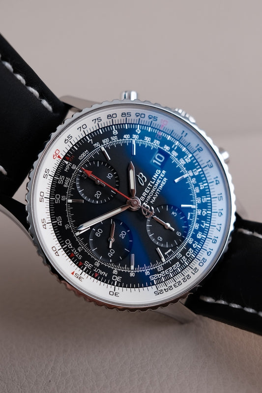Breitling Navitimer Chronograph 41 A13324 - Detailansicht 1