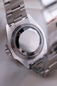 Carica l'immagine nel visualizzatore della galleria, Rolex Submariner 124060 - Detailansicht 10
