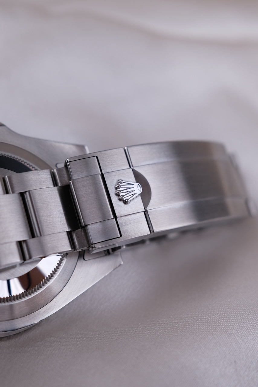 Rolex Submariner 124060 - Detailansicht 8