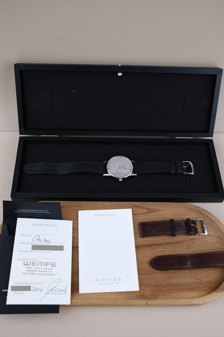 Nomos Orion 38 383 - Papers and documentation