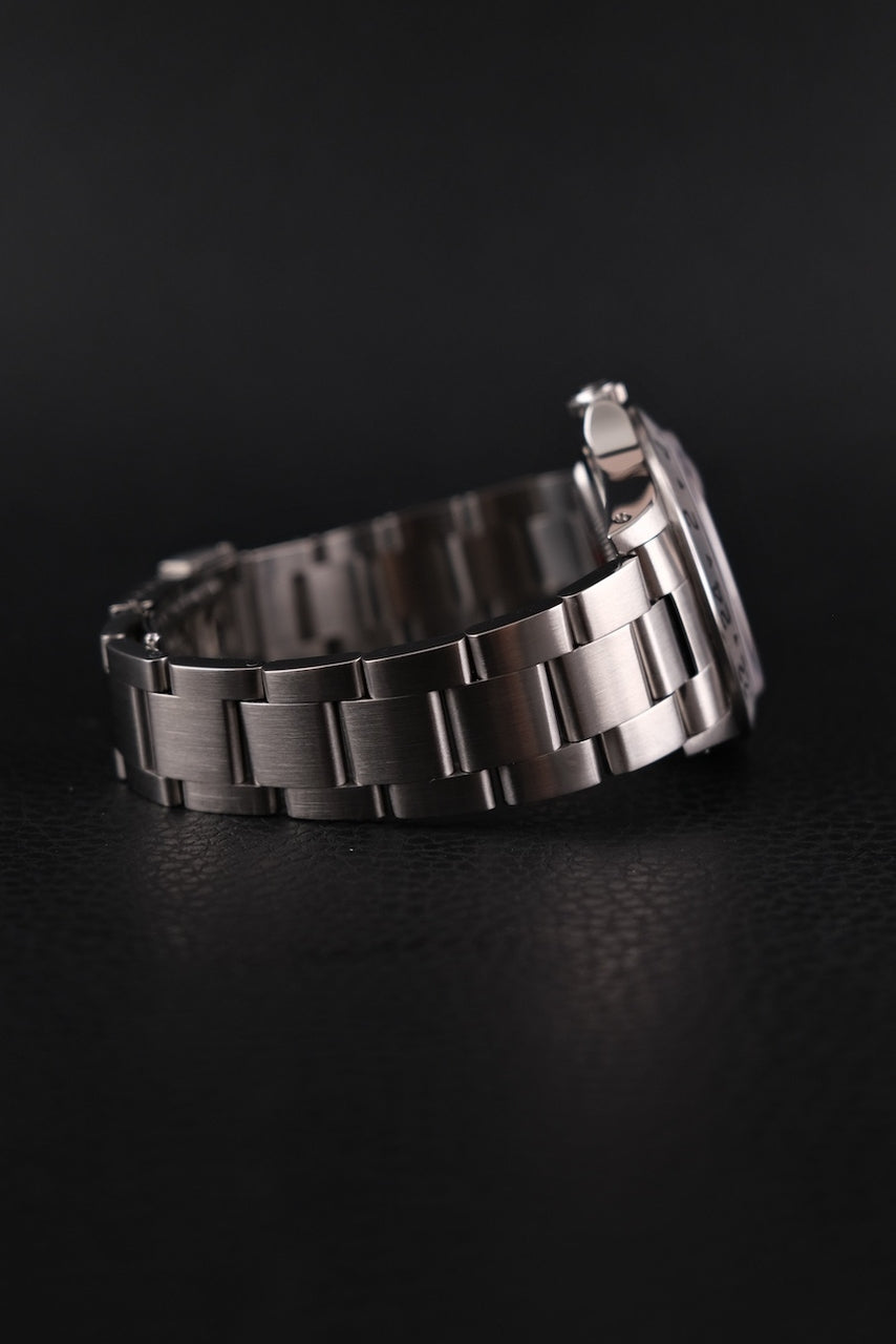 Rolex Explorer II 16570 Box + og. Papiere Black Dial, LC100, U-Series