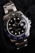 Load image into Gallery viewer, Rolex GMT-Master II 116710BLNR Box + og. Papiere Batman, LC100
