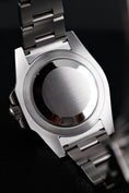 Load image into Gallery viewer, Rolex GMT-Master II 116710BLNR Box + og. Papiere Batman, LC100
