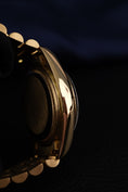 Bild in Galerie-Betrachter laden, Rolex Day-Date 36 18038 Yellow Gold, Blue Vignette Diamond Dial
