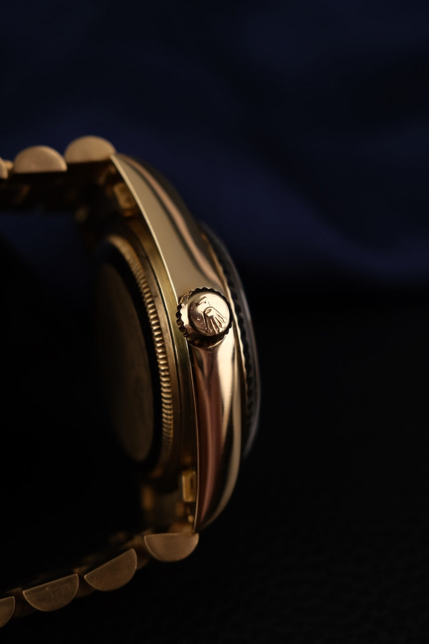 Rolex Day-Date 36 18038 Yellow Gold, Blue Vignette Diamond Dial