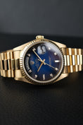 Bild in Galerie-Betrachter laden, Rolex Day-Date 36 18038 Yellow Gold, Blue Vignette Diamond Dial

