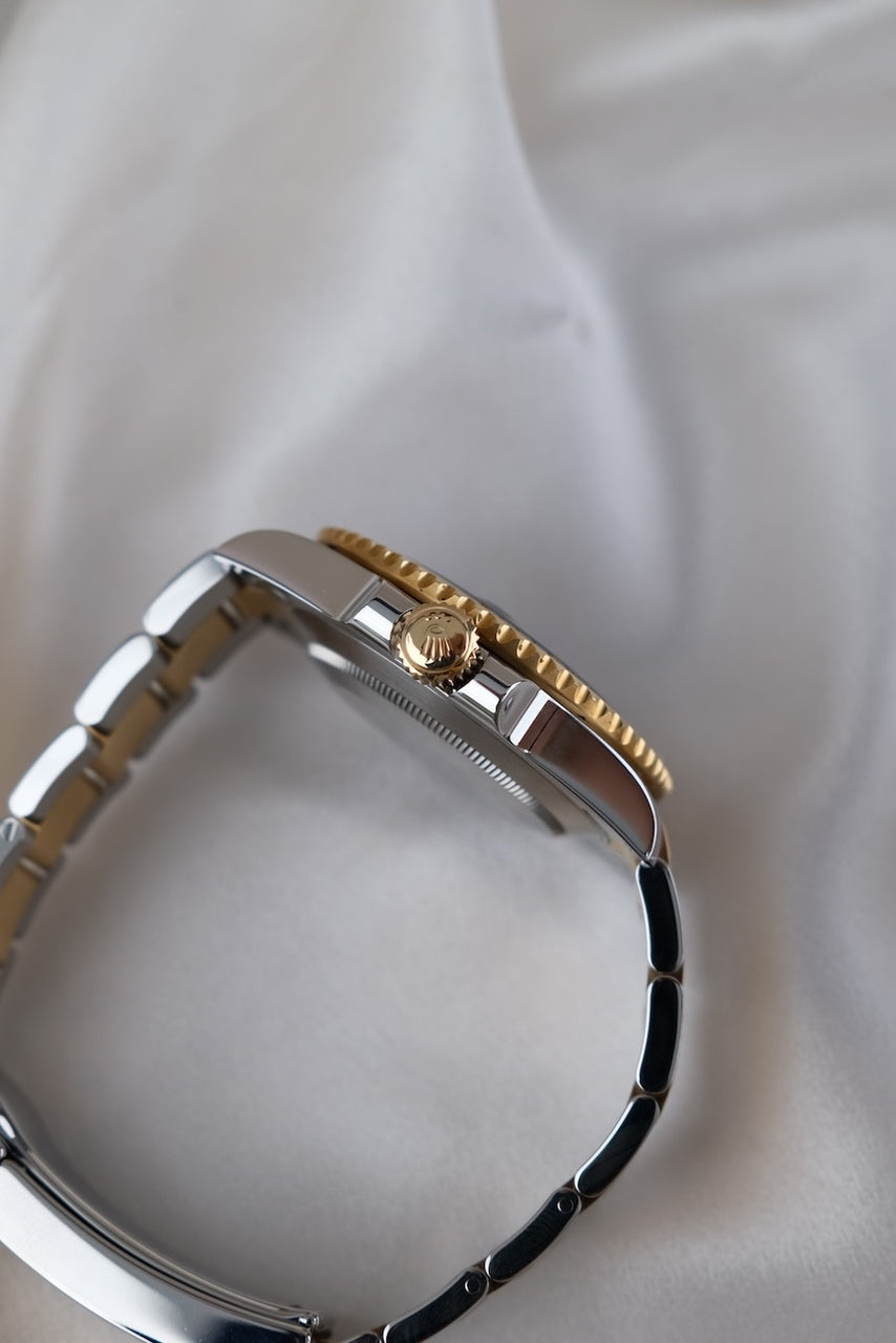 Rolex Submariner Date 116613LN - Detail view 11