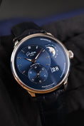 Bild in Galerie-Betrachter laden, Glashütte PanoMaticLunar 19002463261 Box + og. Papiere Blue Dial, 40mm
