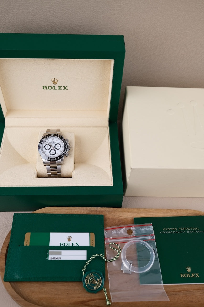 Rolex Daytona 116500LN - Papers and documentation