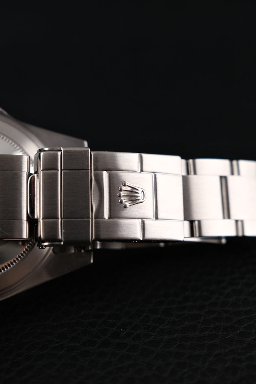 Rolex Explorer ll 16570 Box + og. Papiere Black Dial, 40mm, D-Series