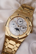 Carica l'immagine nel visualizzatore della galleria, Audemars Piguet Royal Oak Perpetual Calender BA25654 - Detailansicht 4

