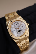 Carica l'immagine nel visualizzatore della galleria, Audemars Piguet Royal Oak Perpetual Calender BA25654 - Thumbnail
